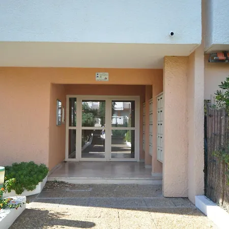 Semaphore-5 By Interhome Apartment